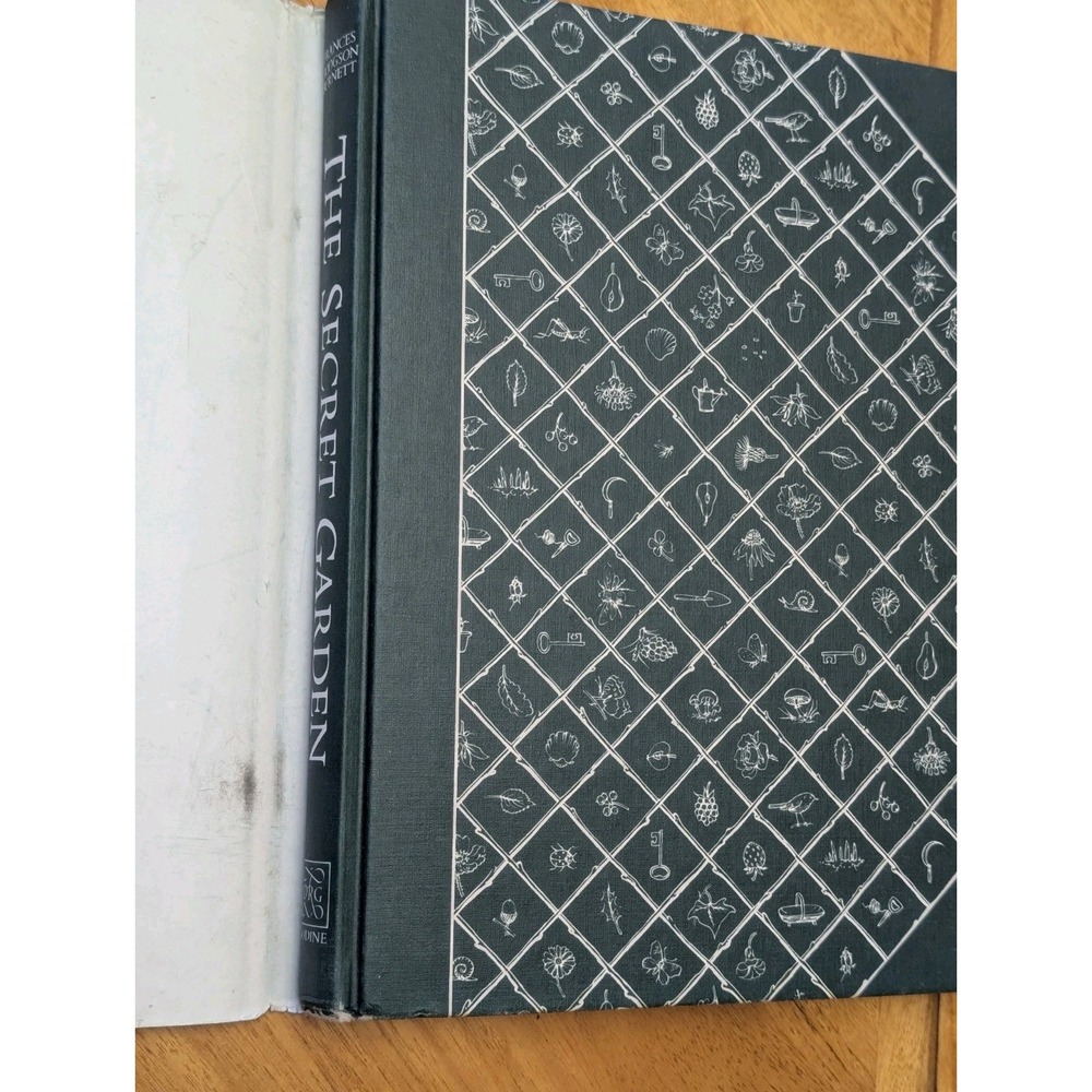 The Secret Garden Frances Hodgson Burnett Hardcover First US Edition 1987 - Picture 4 of 8